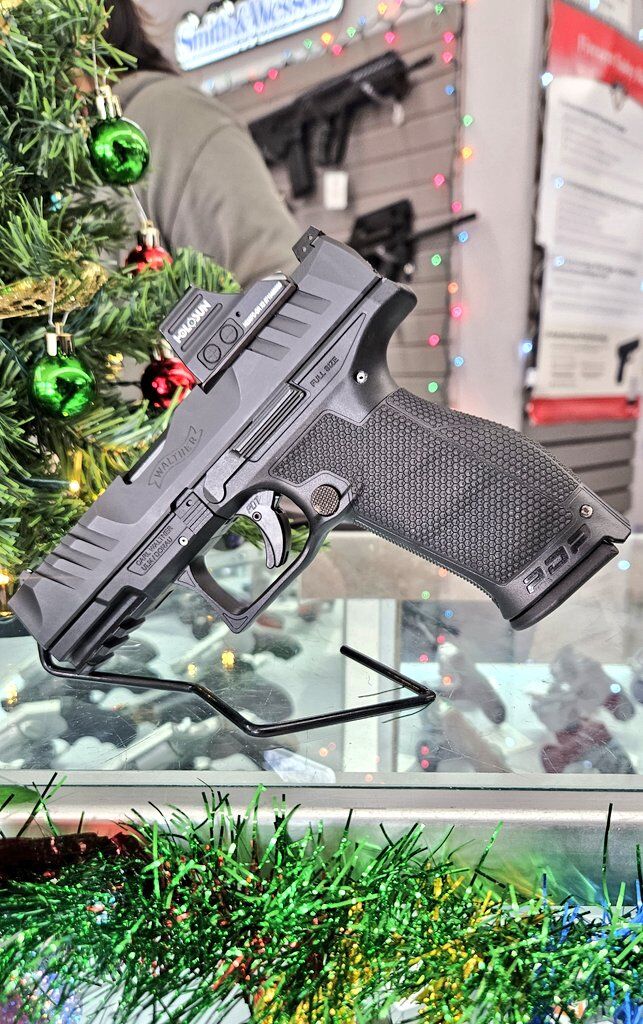 Image for the Tweet beginning: used but she's got a