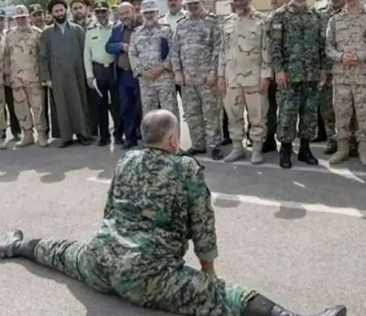 Image for the Tweet beginning: bus down 