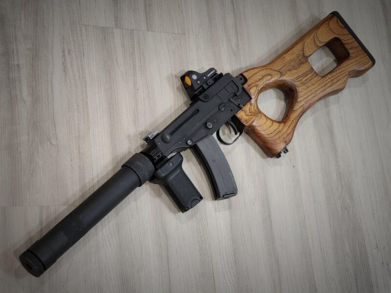 Image for the Tweet beginning: >[ is that as... asval?